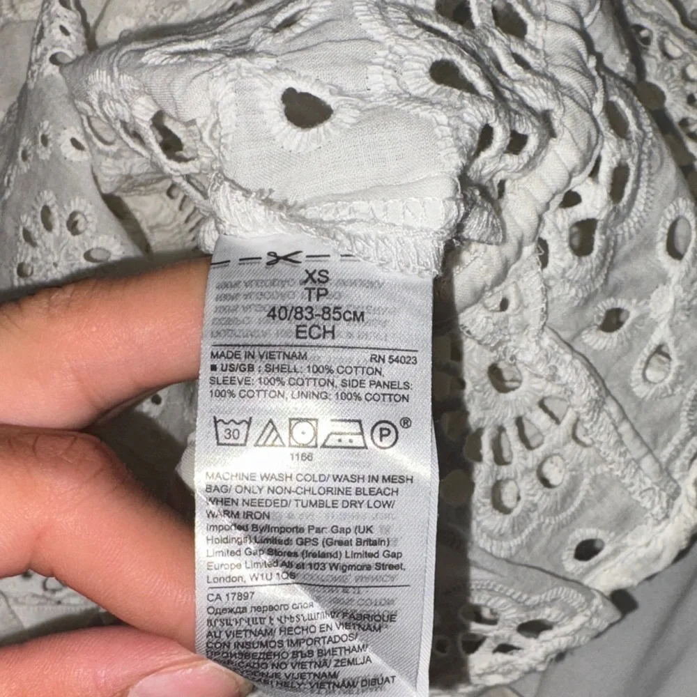 Banana Republic Lace Women's Top